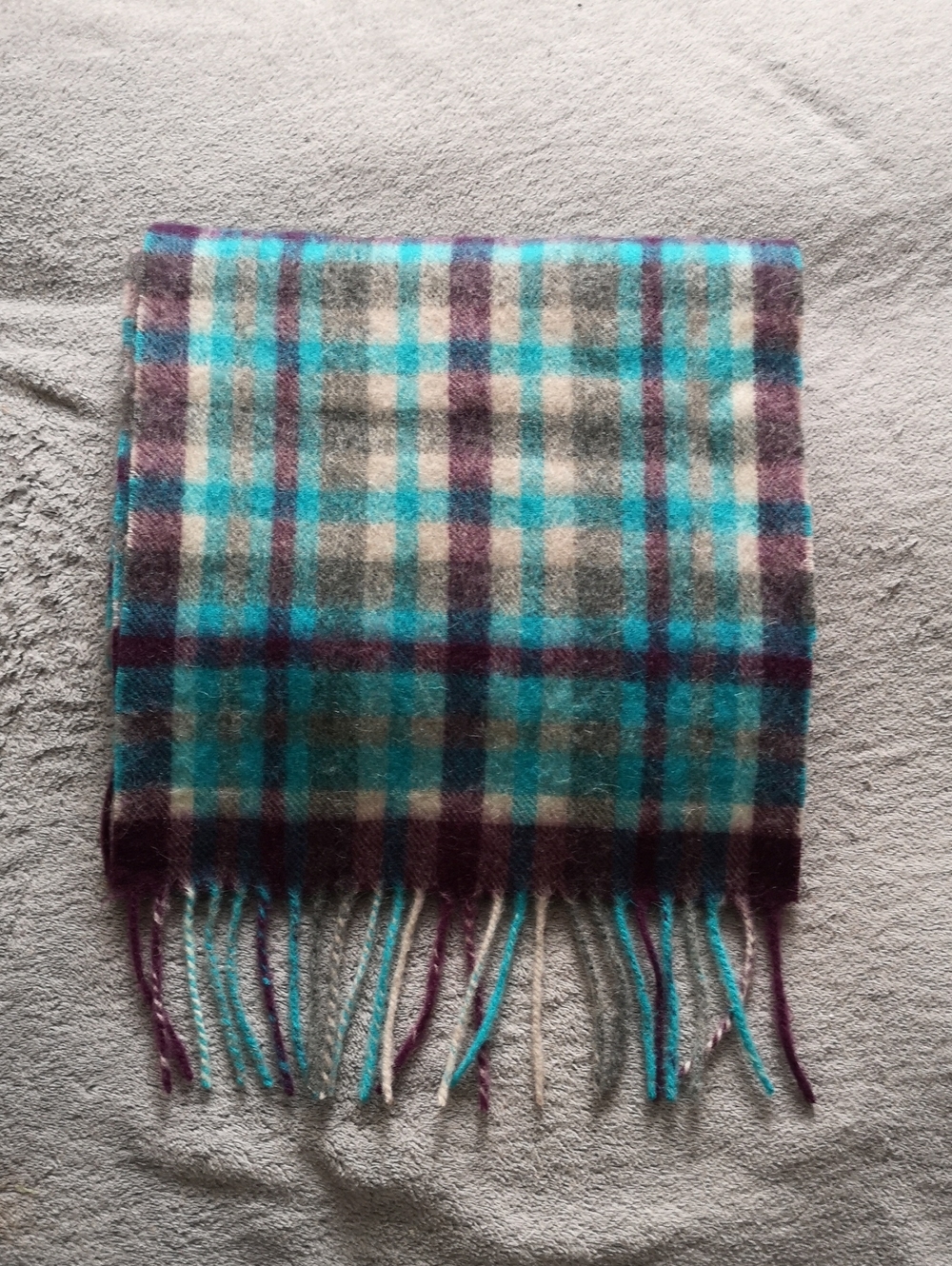 New without Tags House of Scotland 100% Lambswool Blue & Purple Tartan Scarf 65"